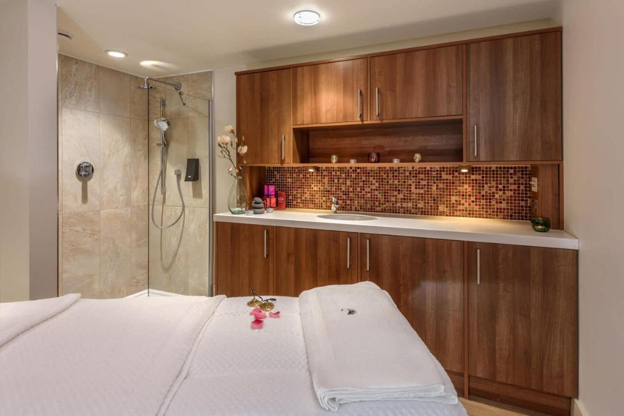 Chudleigh Beautiful Orchid Lodge, Finlake Resort & Spa In Devon מראה חיצוני תמונה